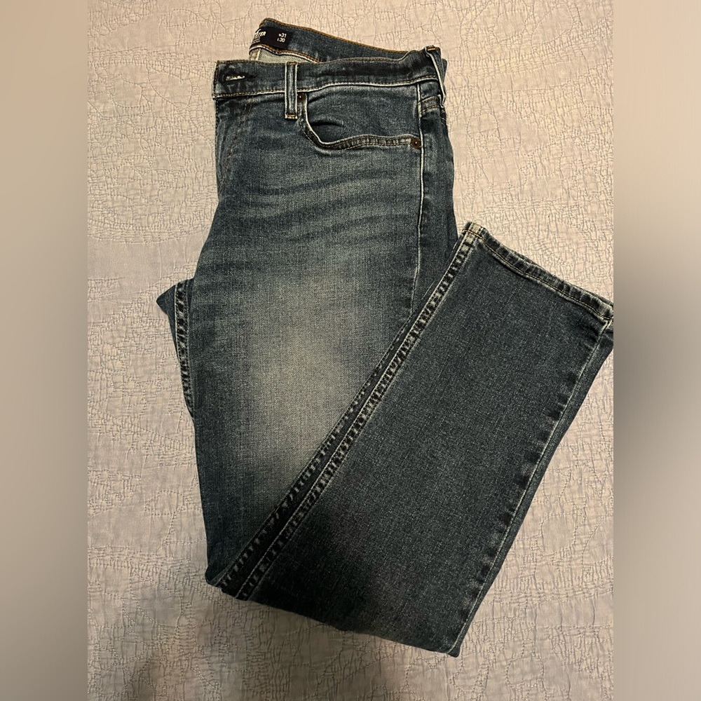 Hollister Slim Straight Jeans